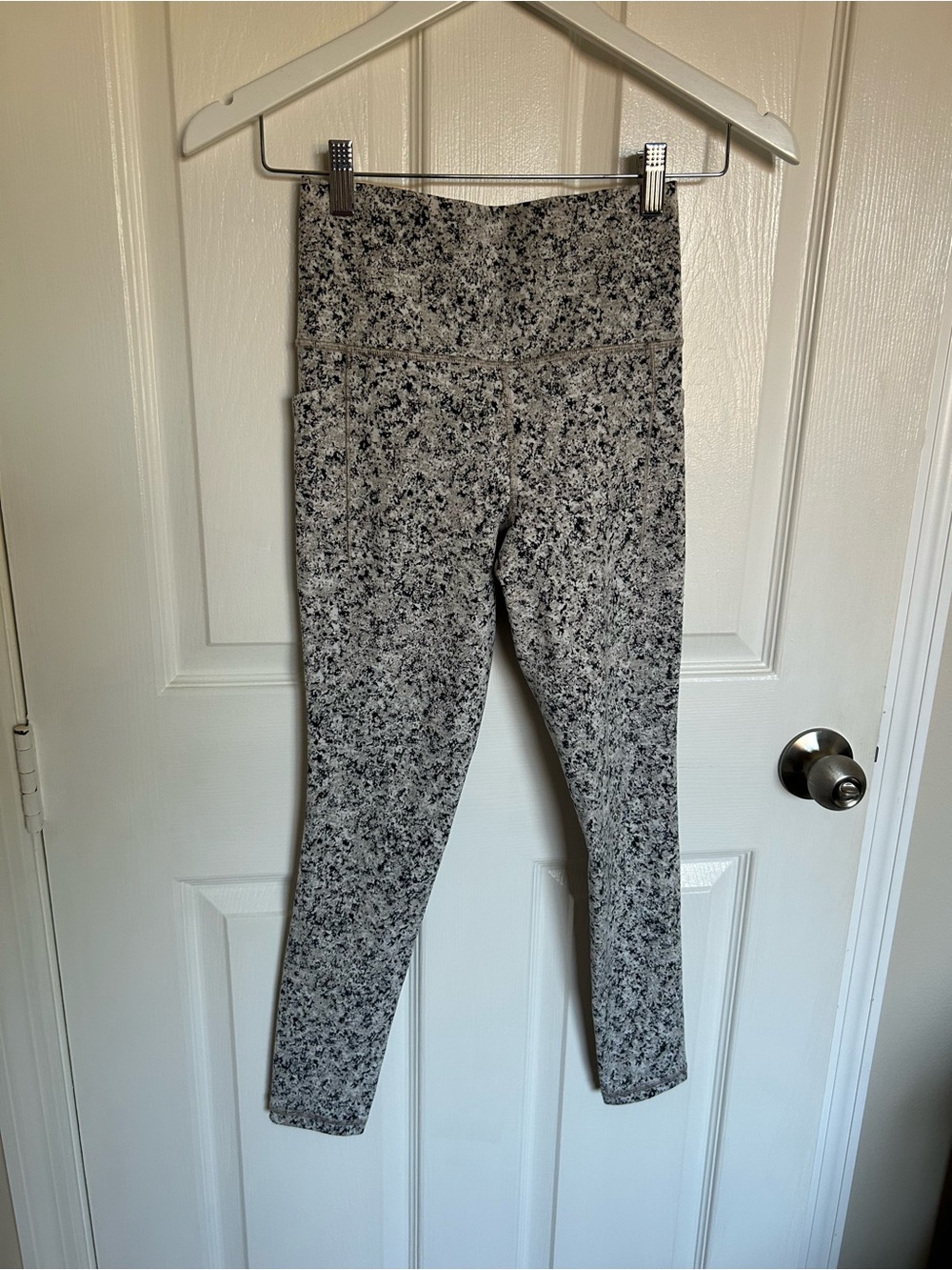 Athleta Speckled Black & White High-Rise Leggings